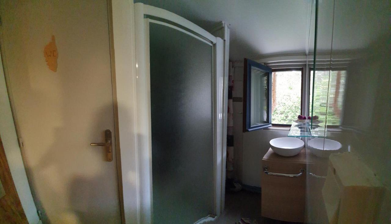 Clematisso Hostel Lucciana  Bagian luar foto